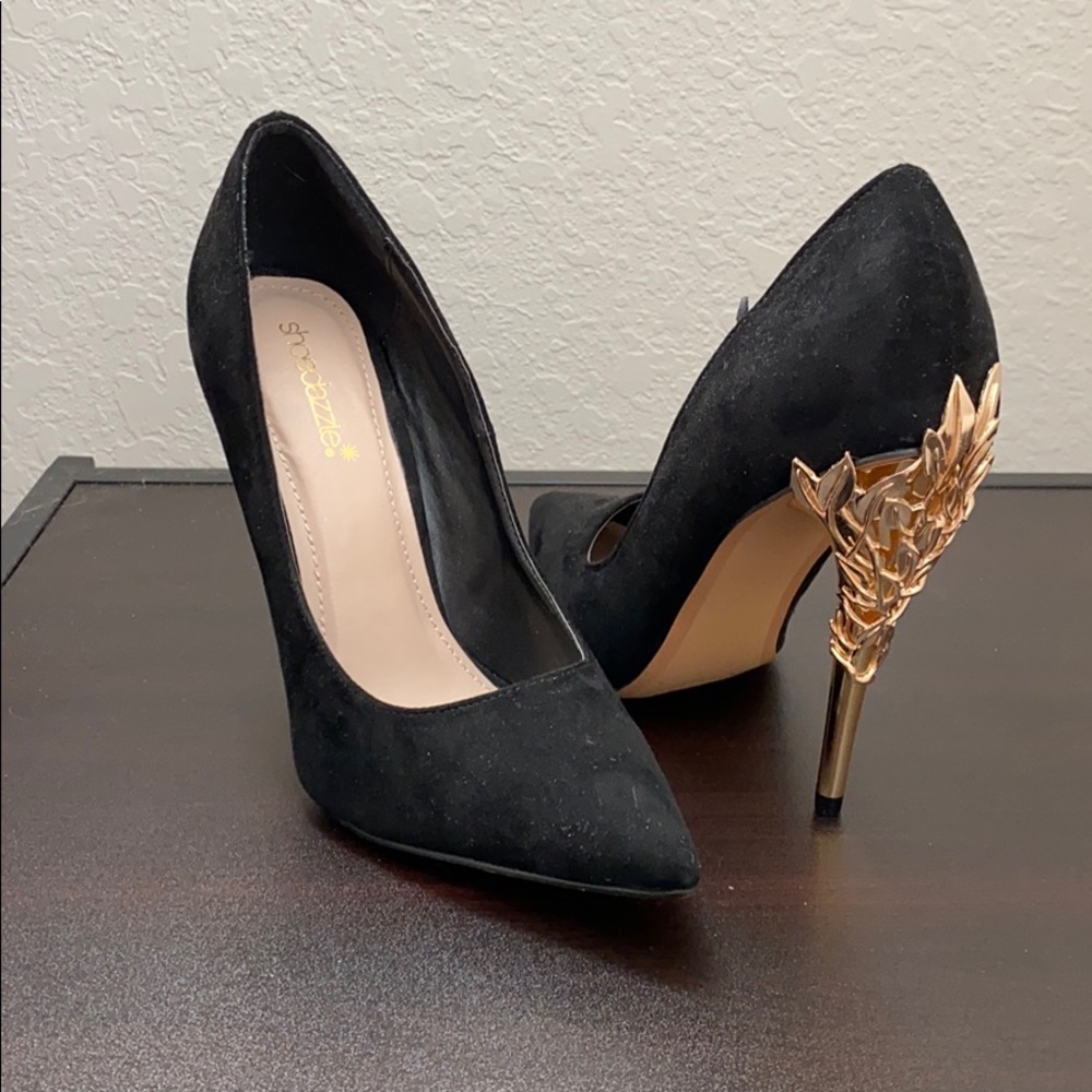 NEW black heels